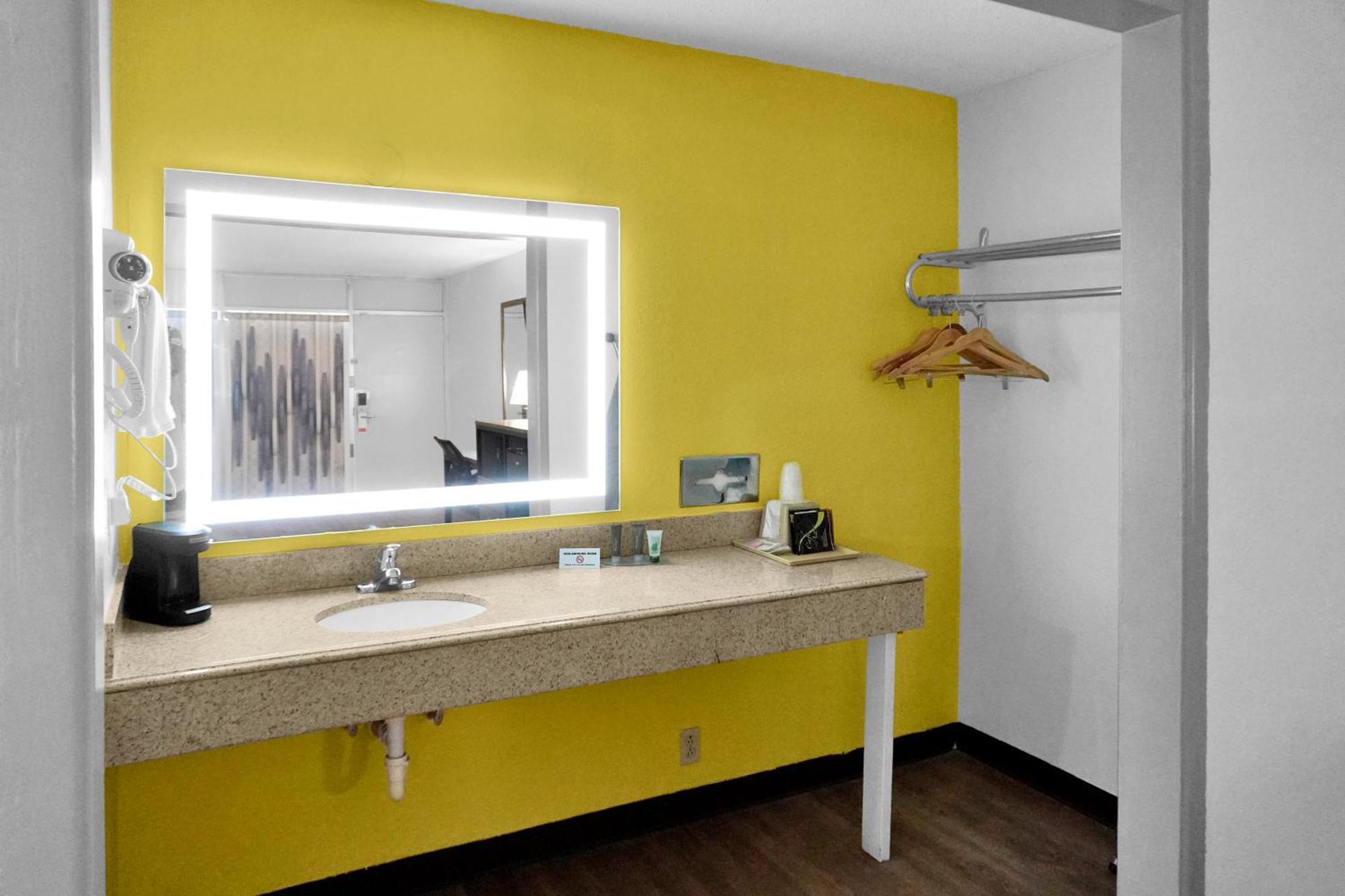 Econo Lodge Carlsbad Caverns Area エクステリア 写真